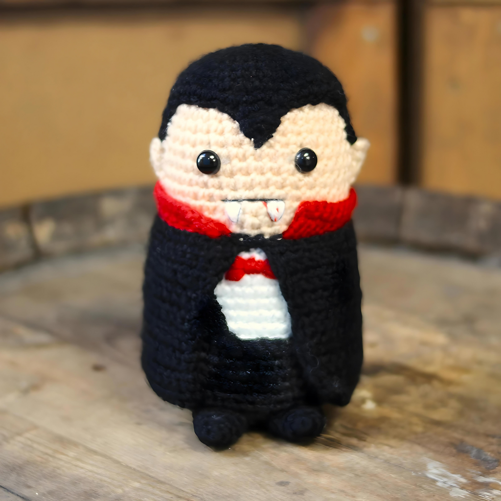 Muñeco Drácula  amigurumi