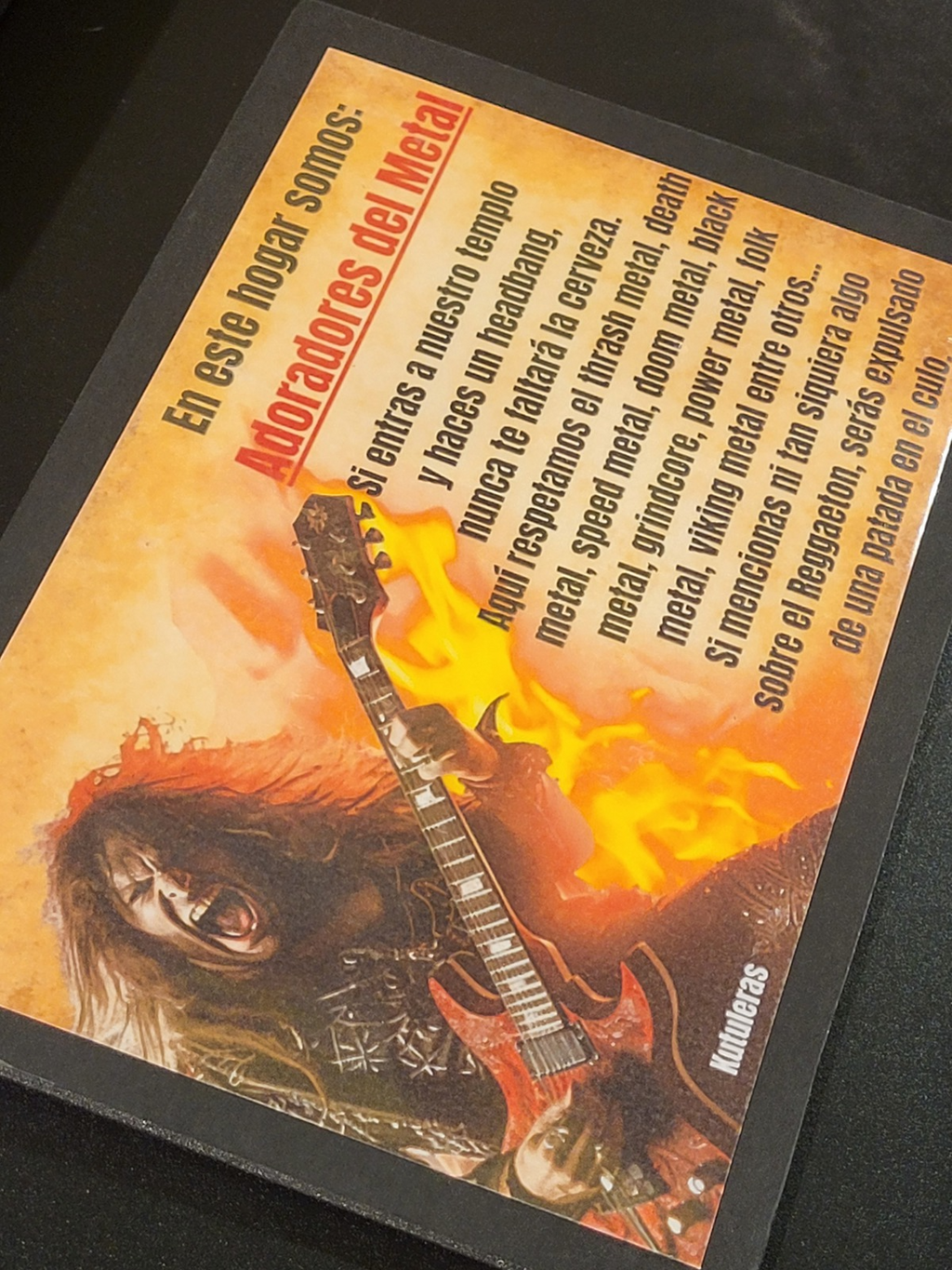 Metal enthusiasts sign