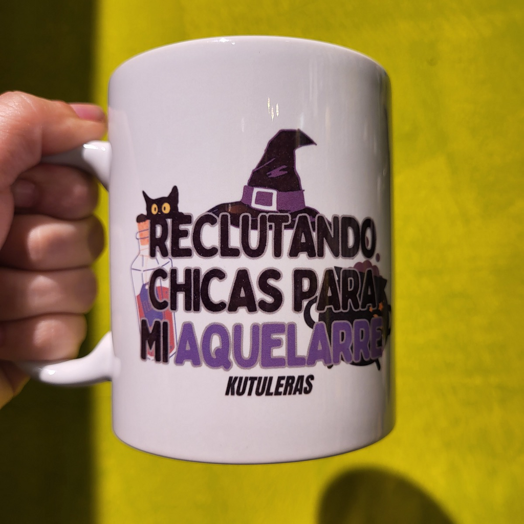 Taza Kutuleras "Reclutando chicas para mi aquelarre"