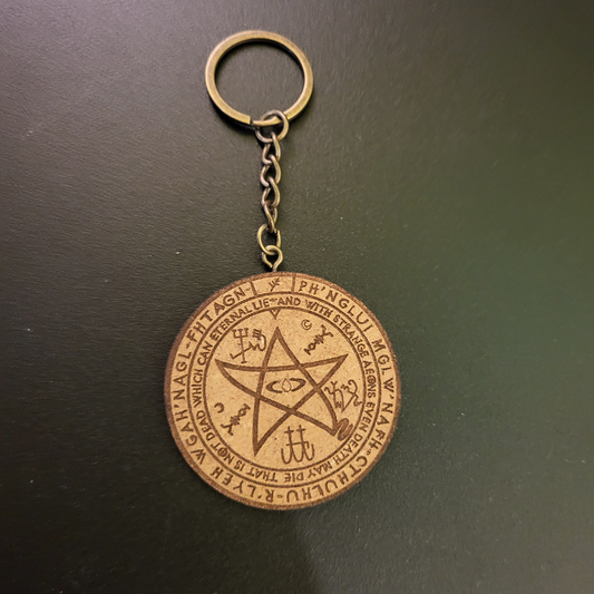 Cthulhu Pentagram Wooden Keychain