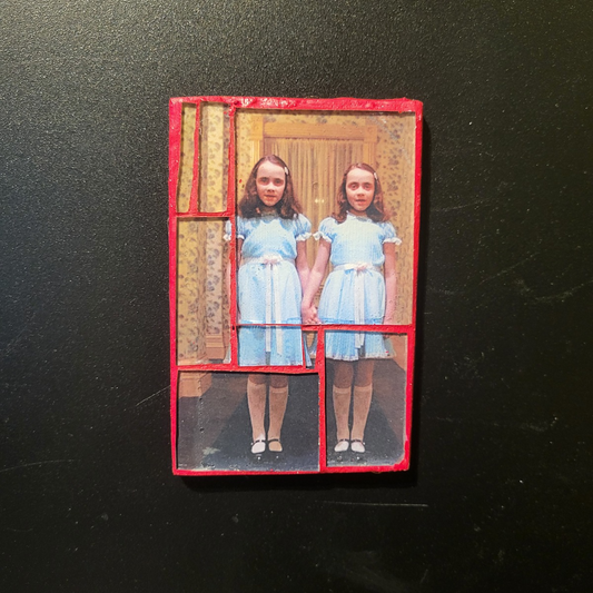 Glass mosaic magnet "The Shining twins"