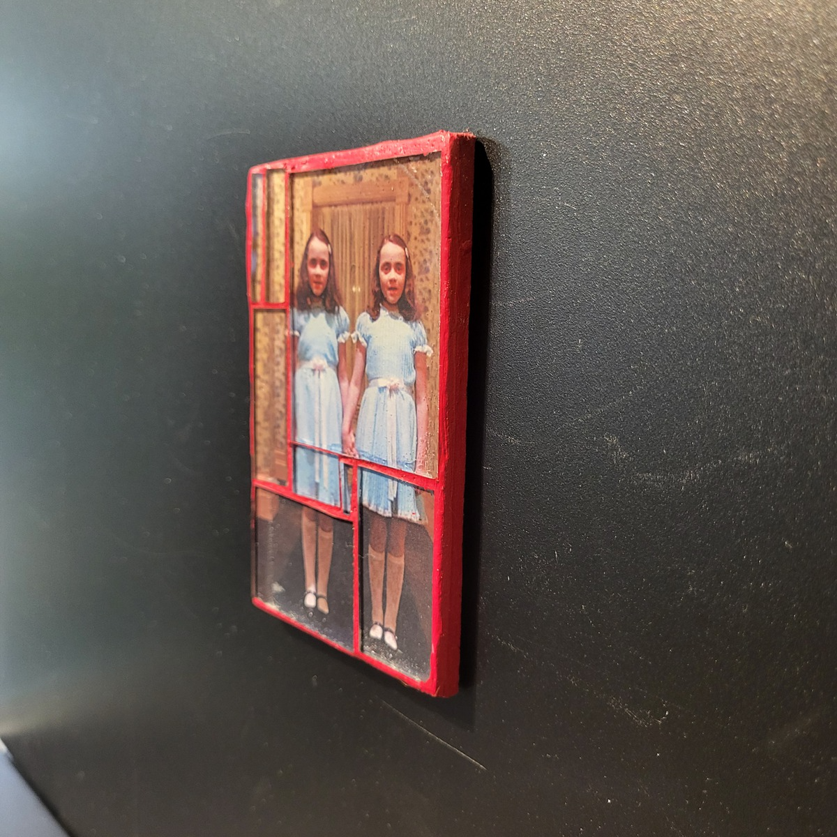 Glass mosaic magnet "The Shining twins"