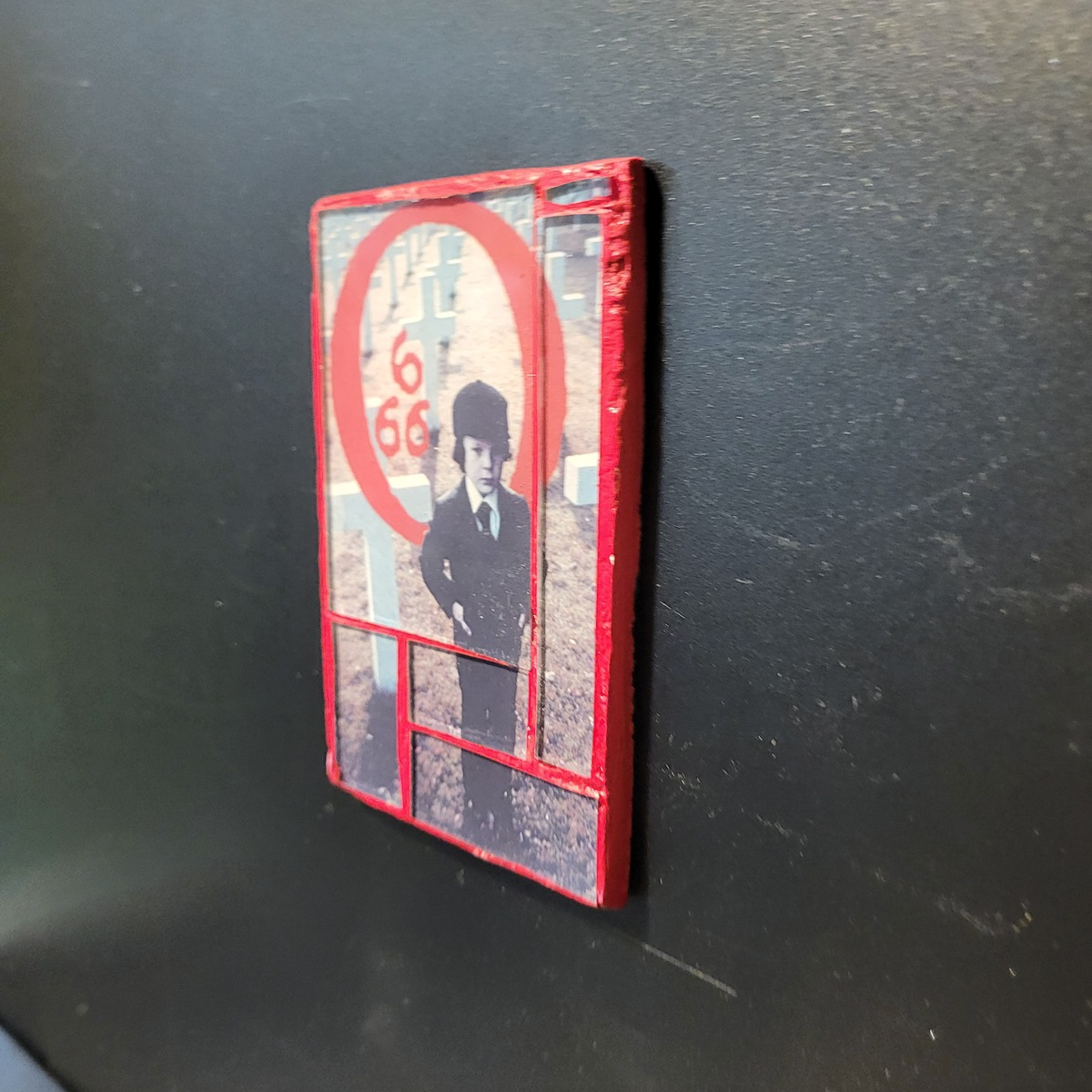 Glass mosaic magnet  "The Omen"