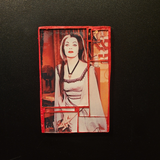 Glass mosaic magnet "Lily Munster"