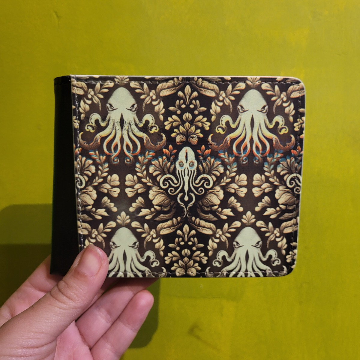 Kutuleras Cthulhu Damask Wallet