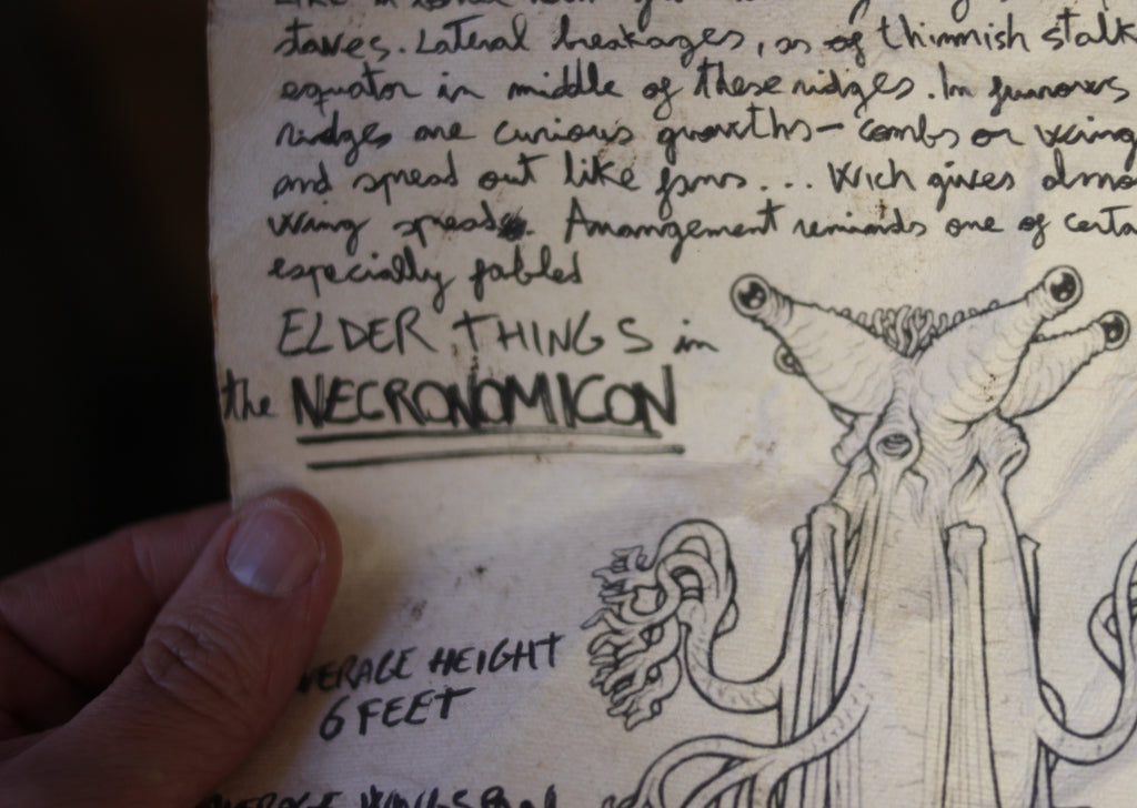 Set de Expedición en la Antártida, universidad Miskatonic