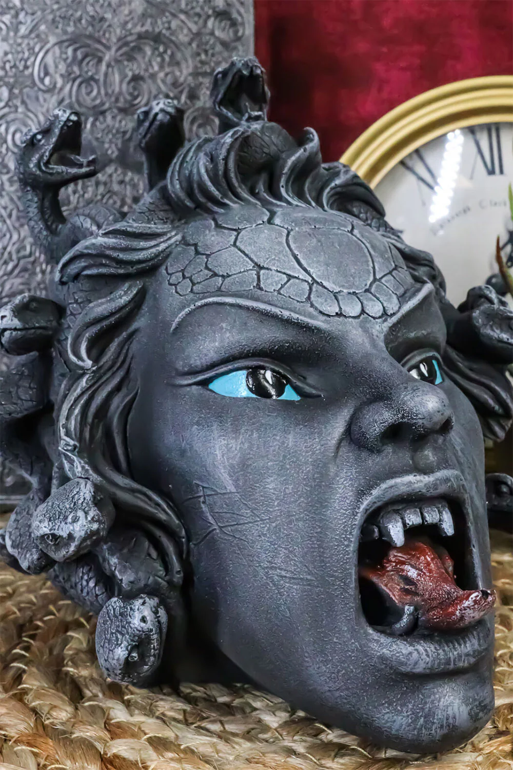 Estatua cabeza de Medusa