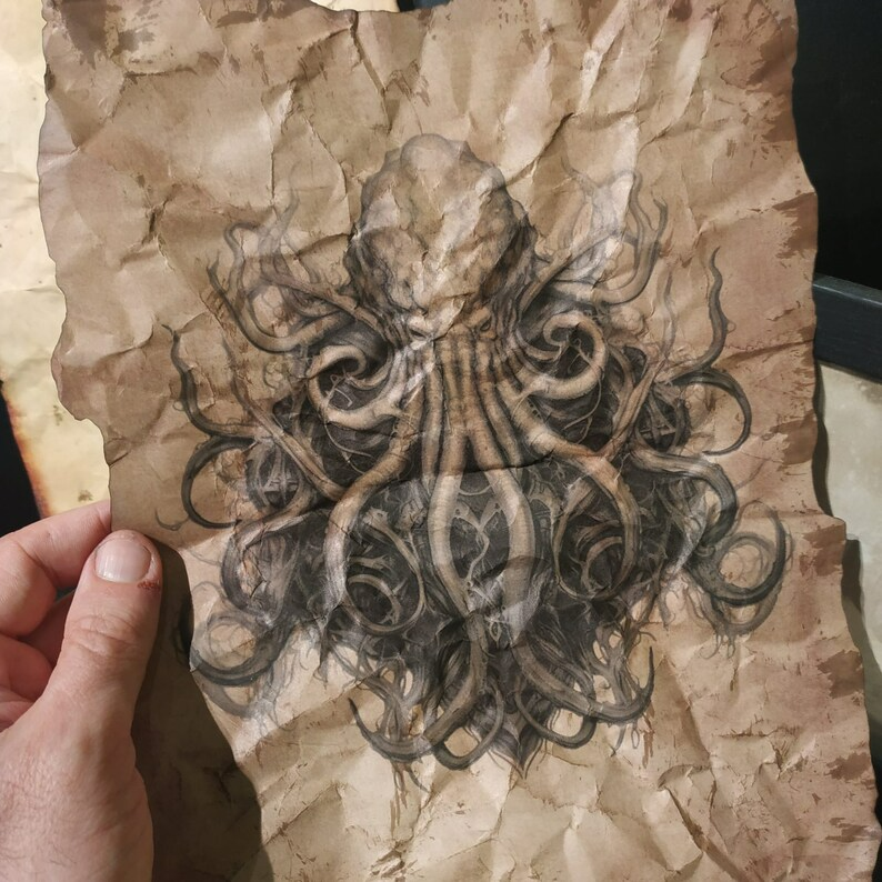 Cthulhu Scrolls: Prints of necronomicon