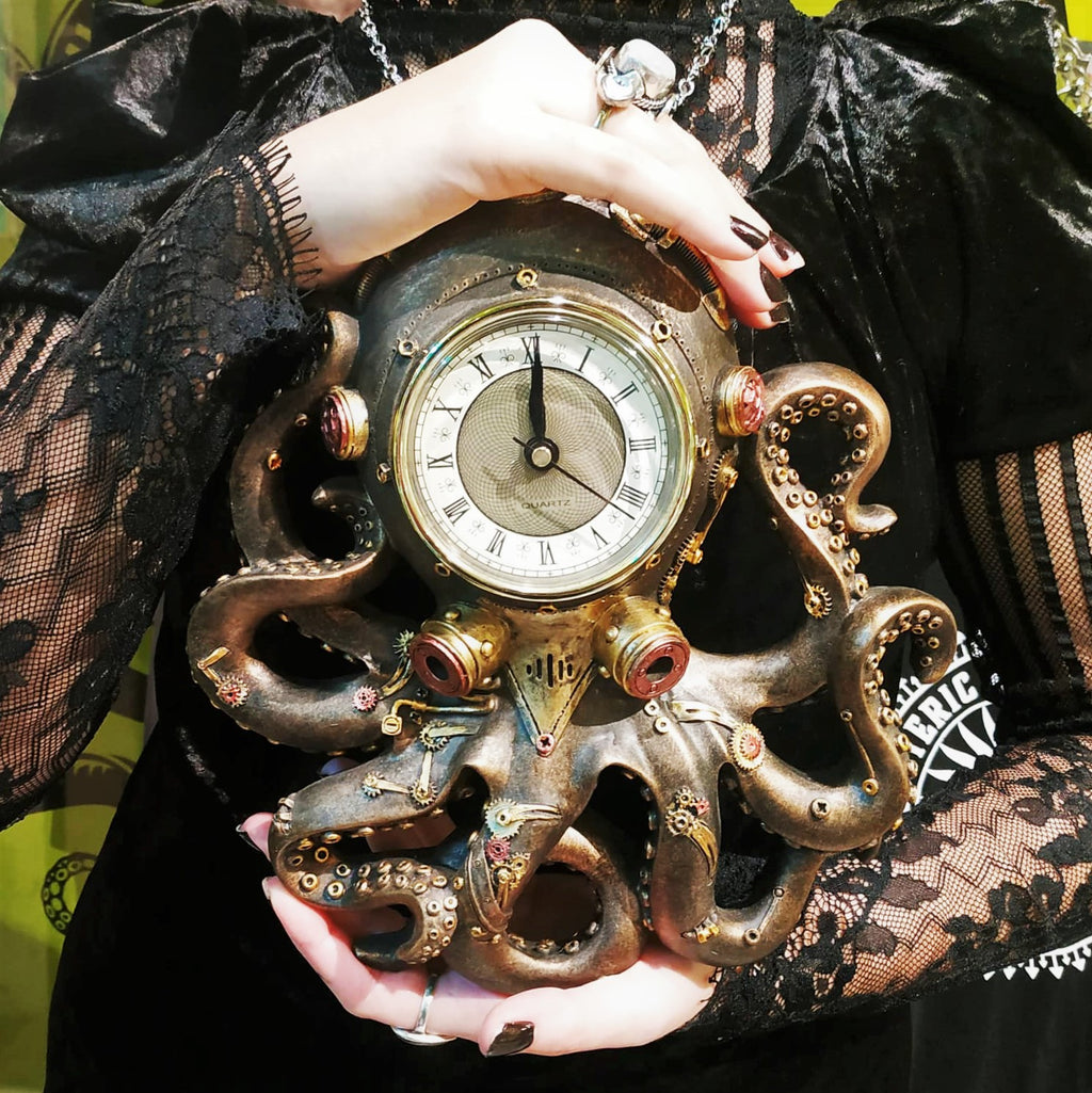 Steampunk Octopus Clock