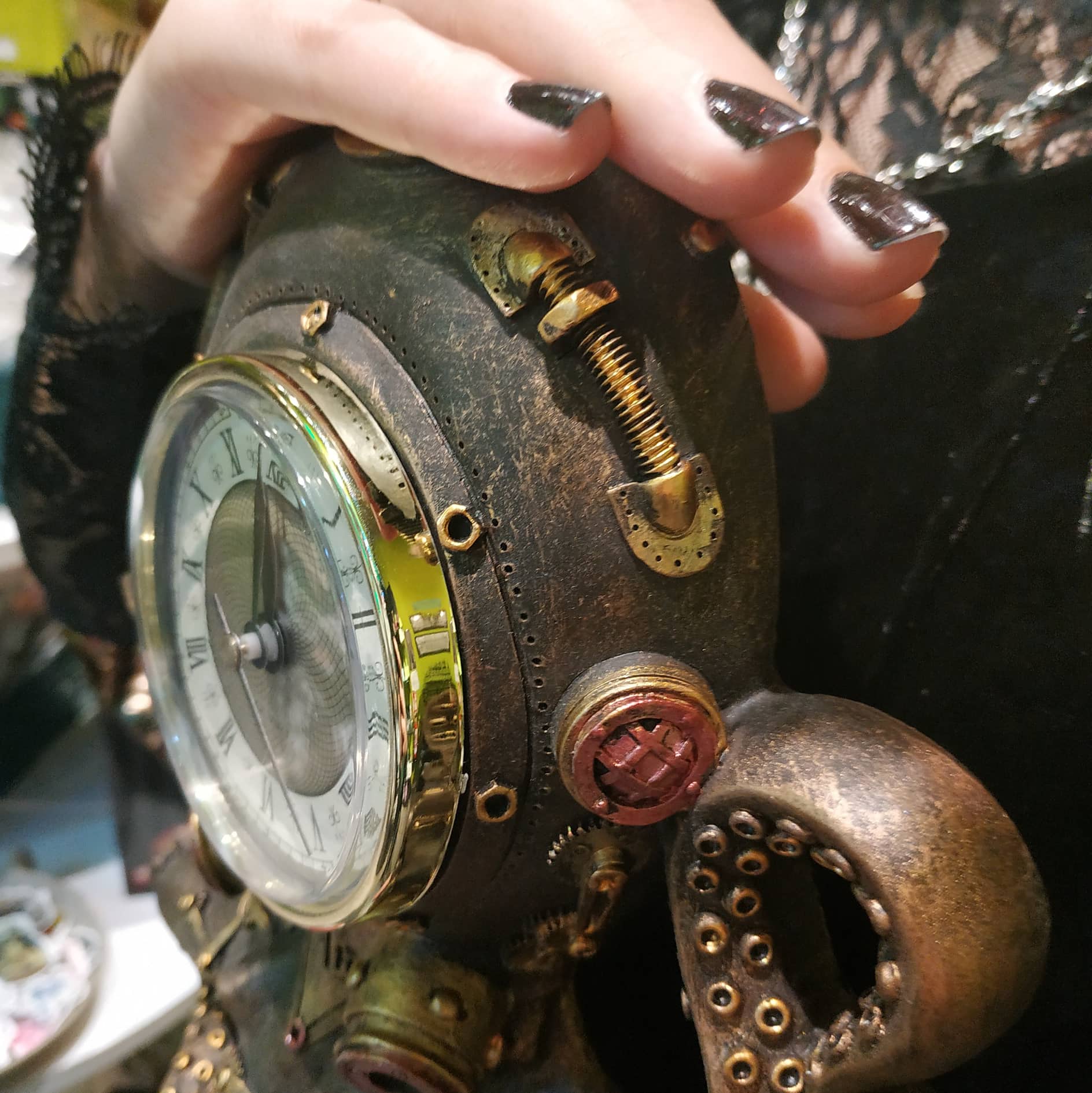 Steampunk Octopus Clock
