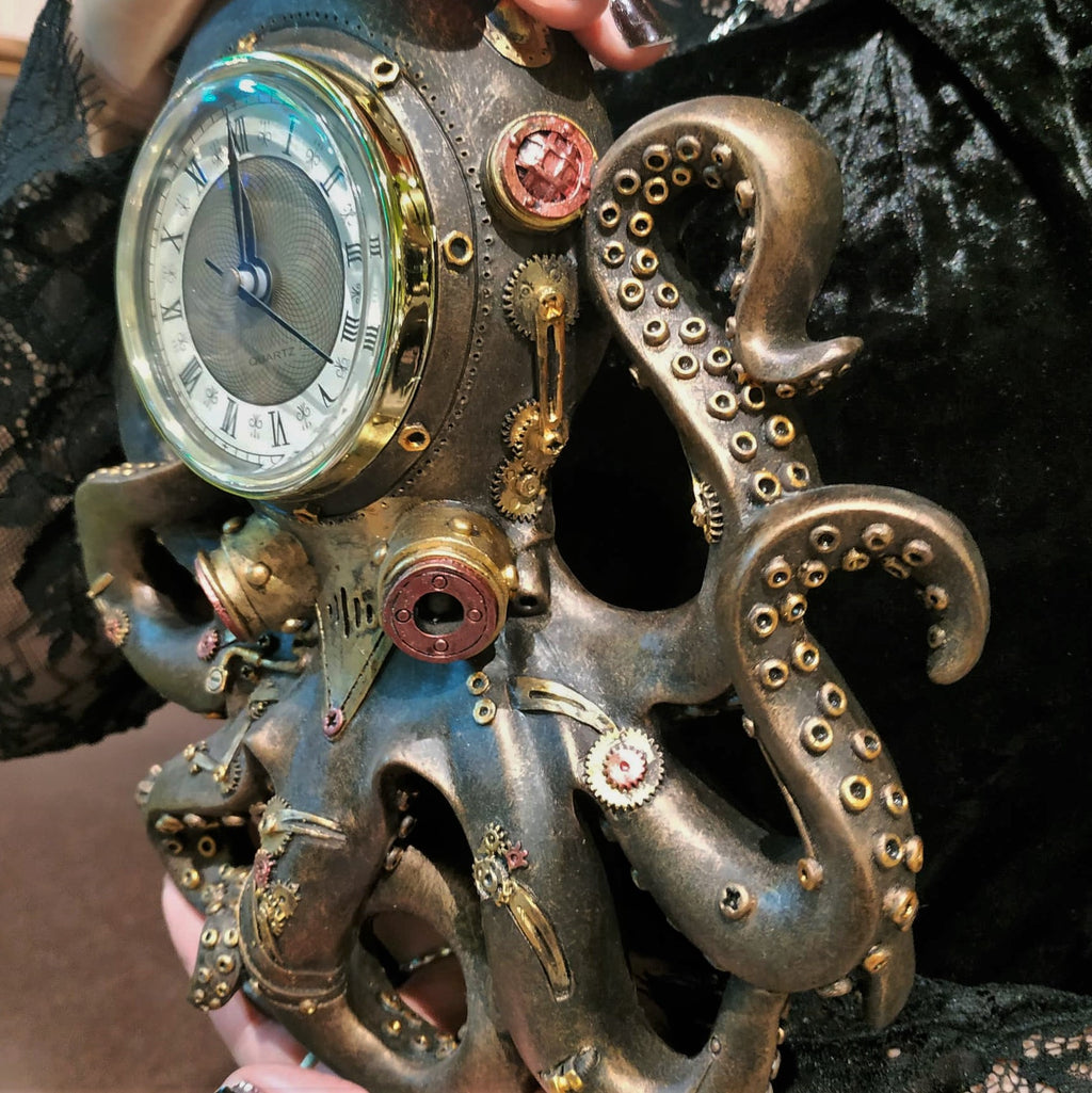 Steampunk Octopus Clock