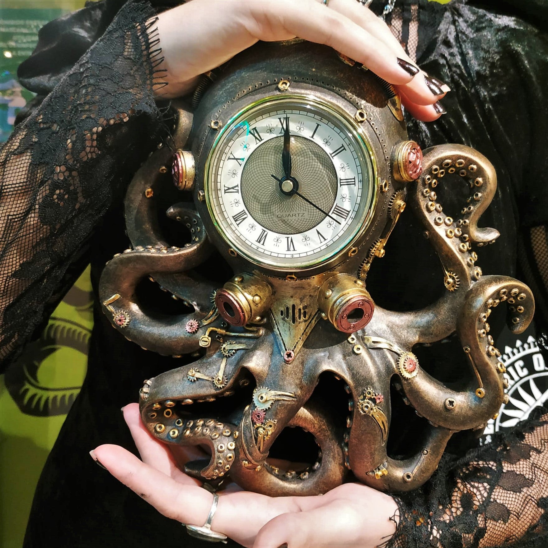 Steampunk Octopus Clock