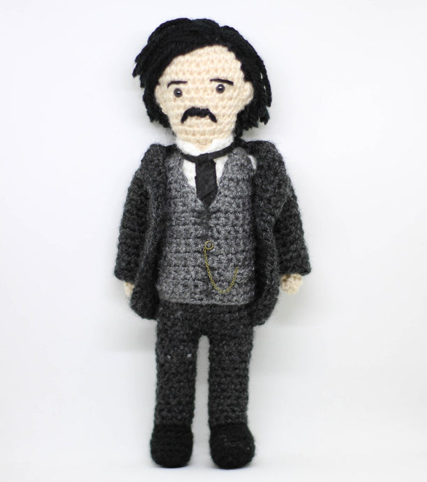 Edgar Allan Poe muñeco de lana