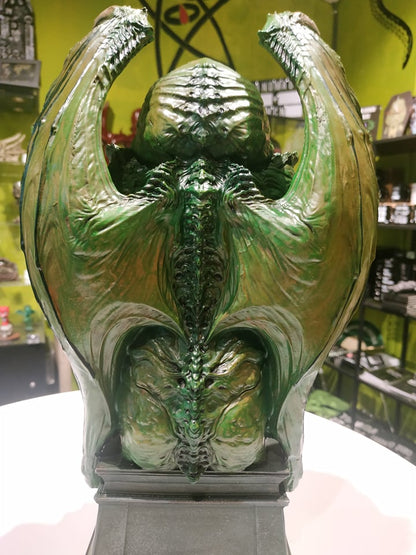 Cthulhu Figure Handpainted 12,6 inches