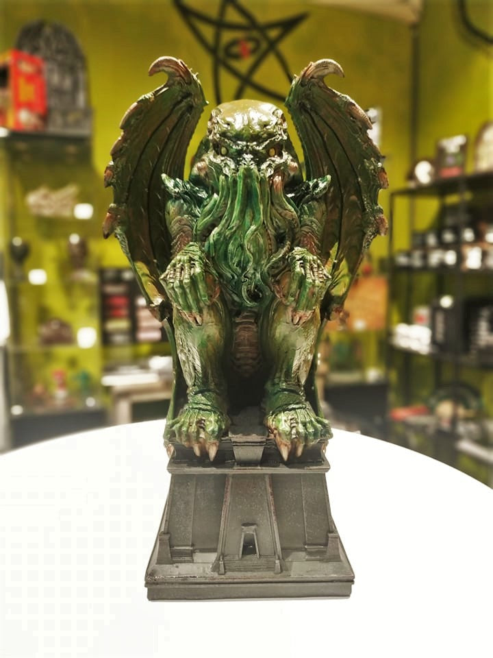 Cthulhu Figure Handpainted 12,6 inches