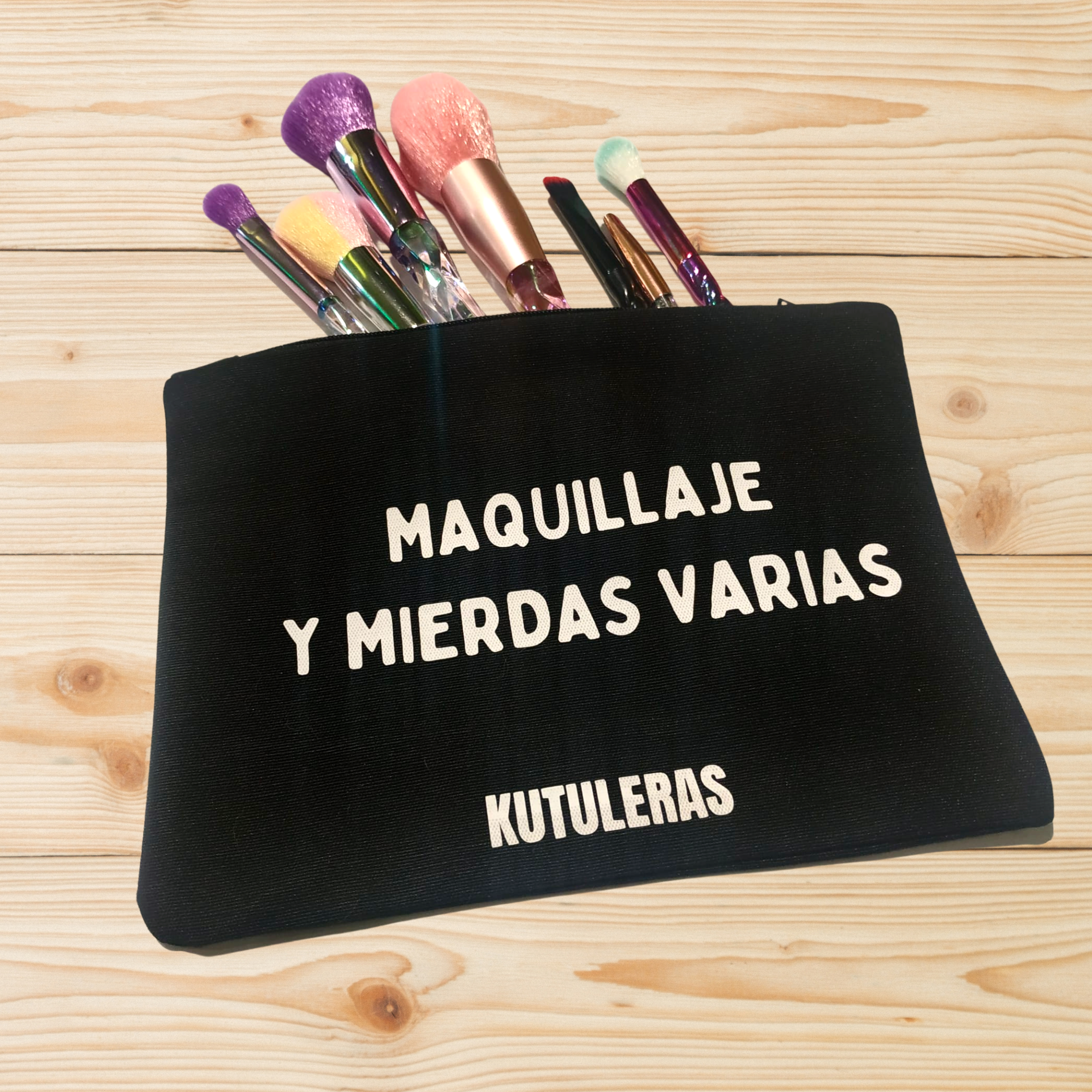 Maquillaje y mierdas varias Case