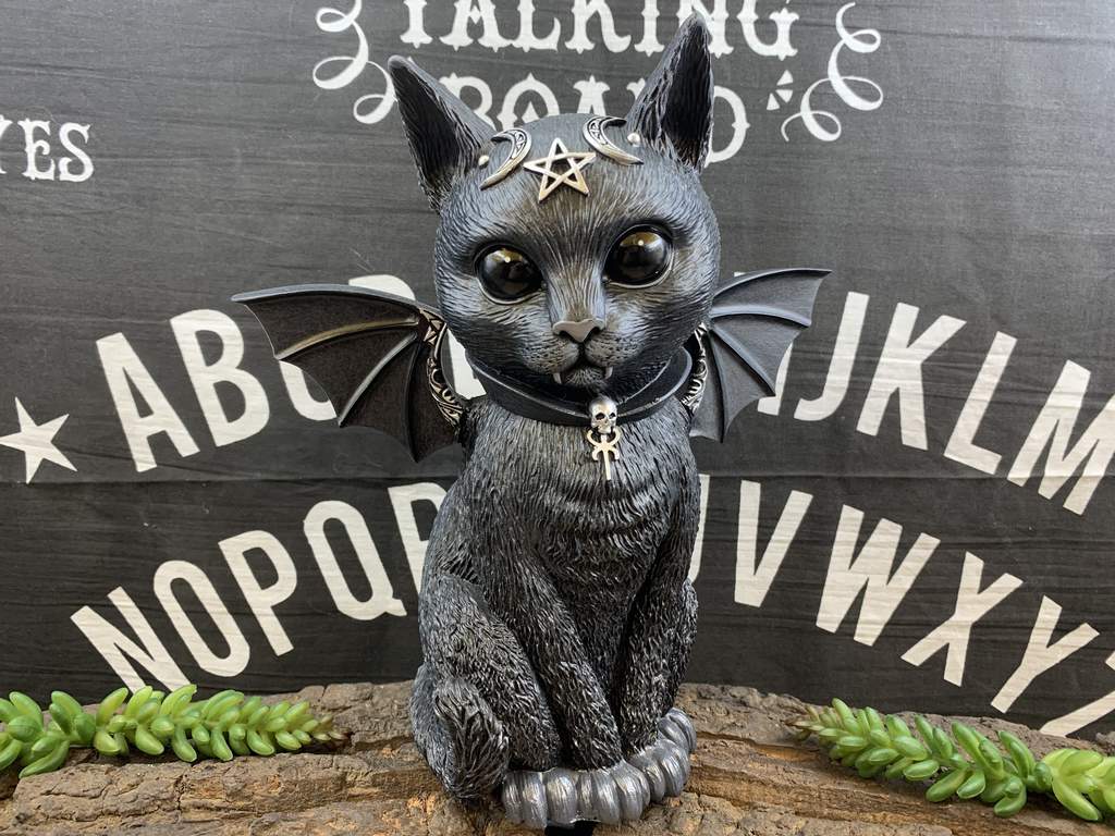 Figura Vampiro Gato 26.5 cm