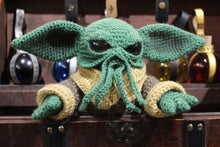 Load image into Gallery viewer, Baby Yoda + Baby Ythulhu