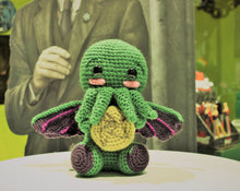Load image into Gallery viewer, Cthulhu with cookie wool Doll amigurumi