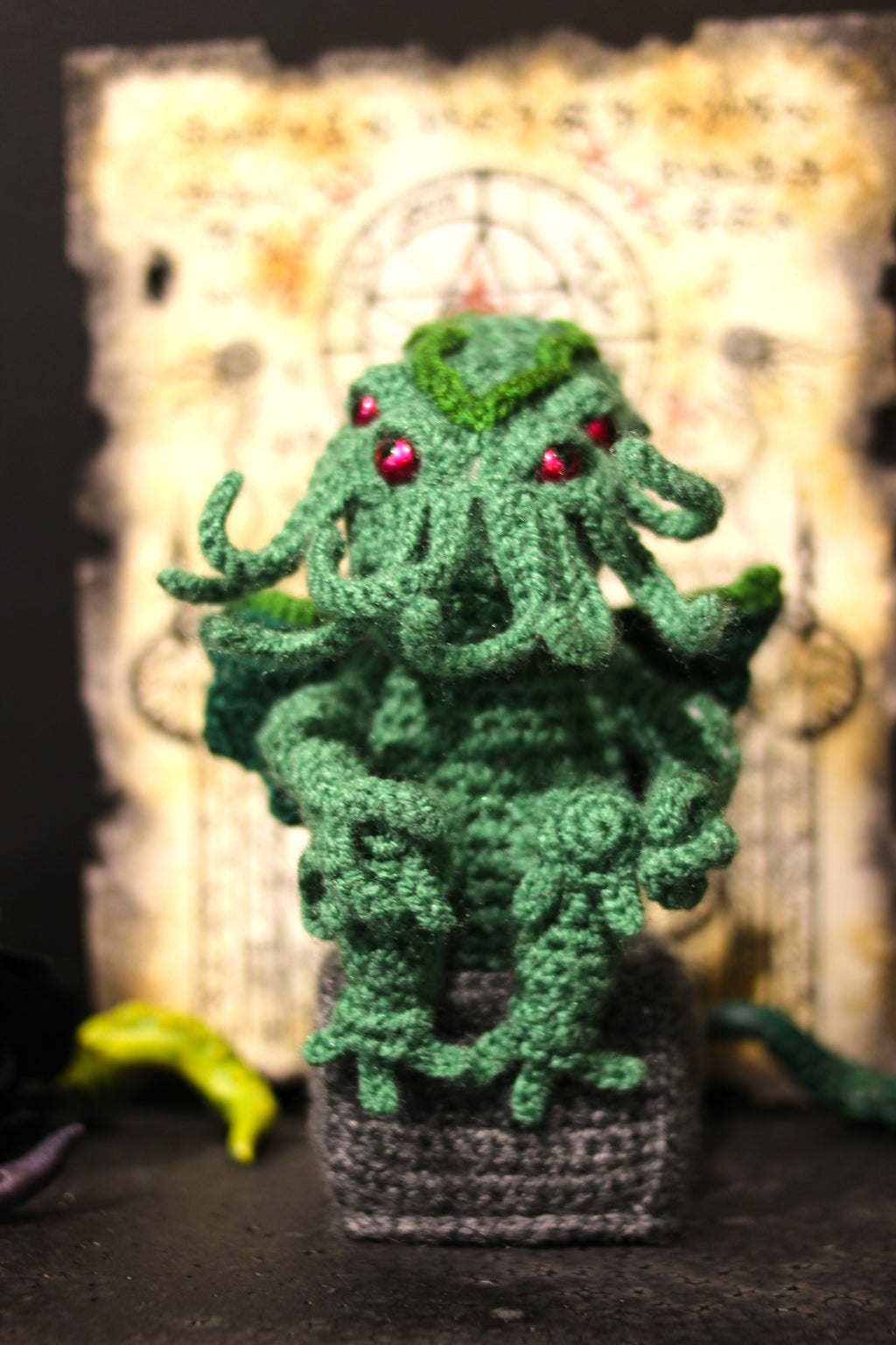 Cthulhu Wool Statue