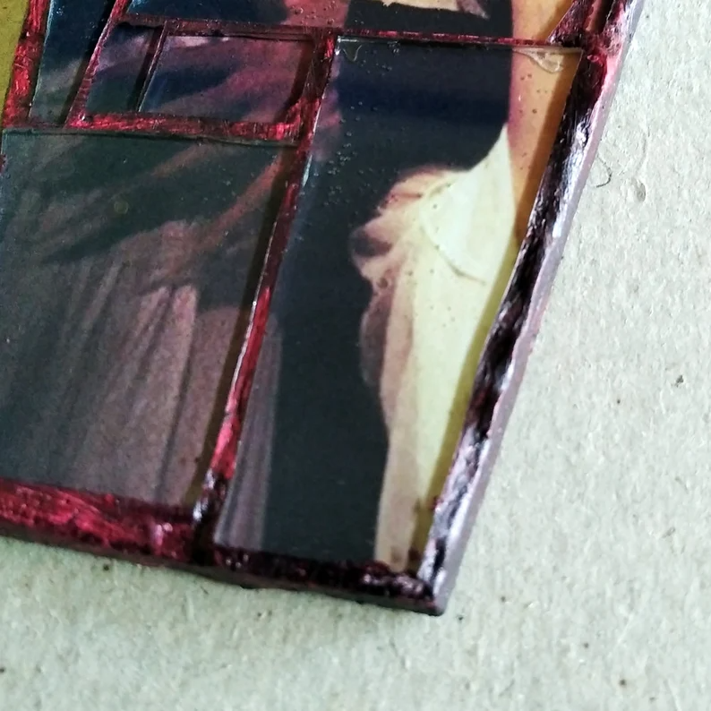 Coffin Glass mosaic magnet " Nosferatu and Victim"