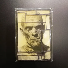 Load image into Gallery viewer, Glass mosaic magnet  &quot; Mummy &quot;